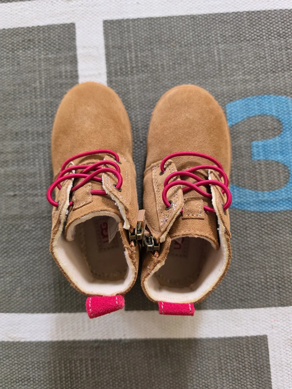 UGG Kids Tan Suede Boots Boy Girl